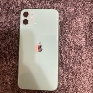 iPhone 11 64 GB Unlcoked